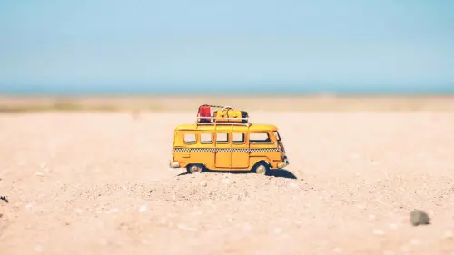 Sei situazioni irritanti e comuni che possono capitare in vacanza