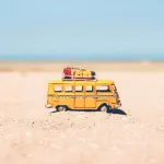 Sei situazioni irritanti e comuni che possono capitare in vacanza